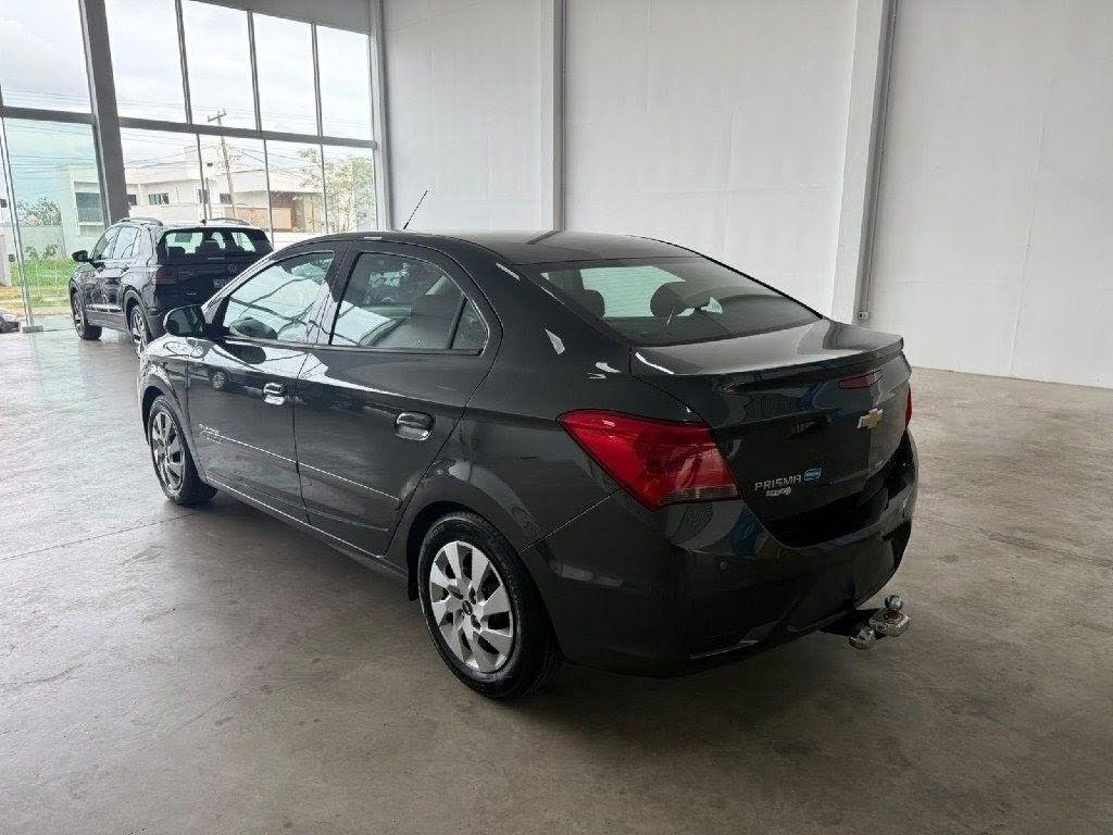 CHEVROLET Prisma - Foto