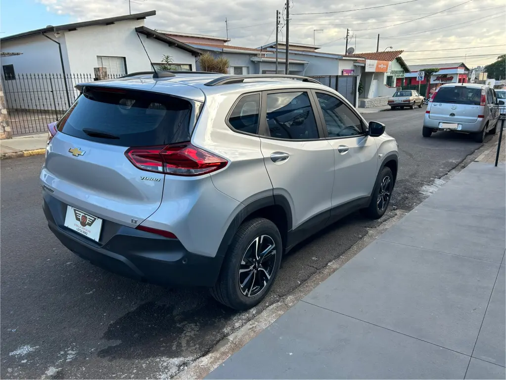 CHEVROLET Tracker - Foto