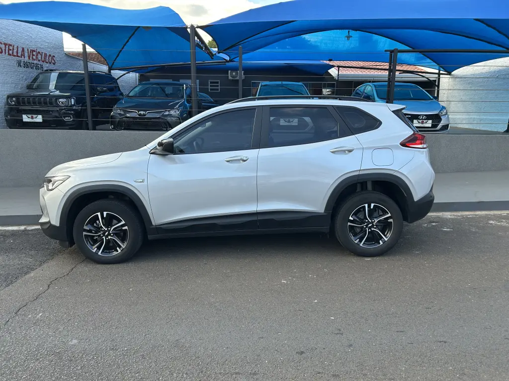 CHEVROLET Tracker - Foto