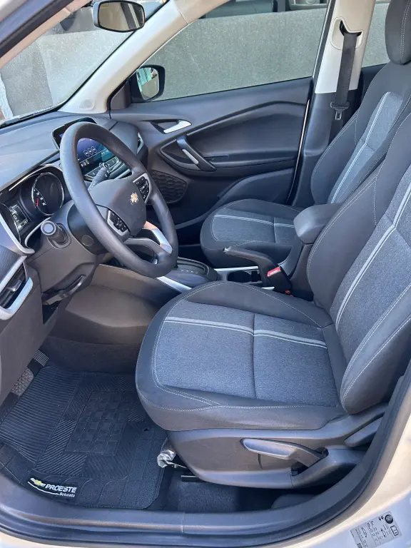 CHEVROLET Tracker - Foto