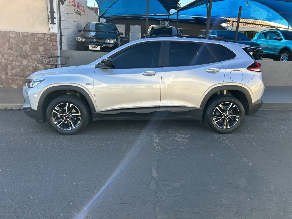 CHEVROLET Tracker - Foto