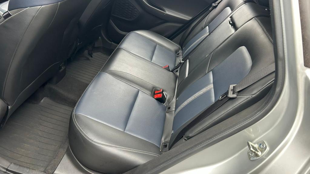 CHEVROLET Tracker - Foto