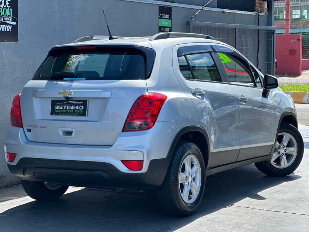 CHEVROLET Tracker - Foto