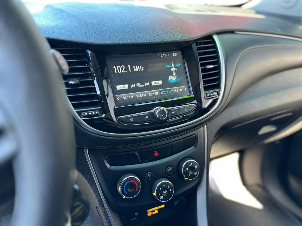 CHEVROLET Tracker - Foto