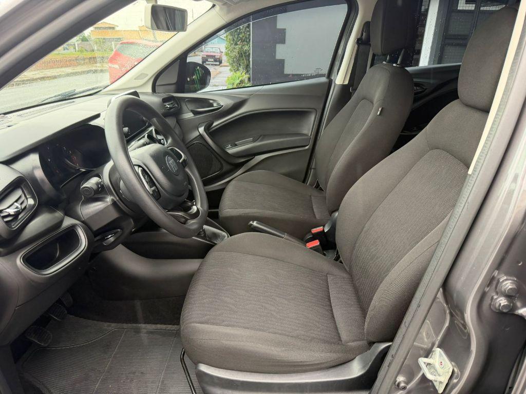 FIAT Cronos - Foto