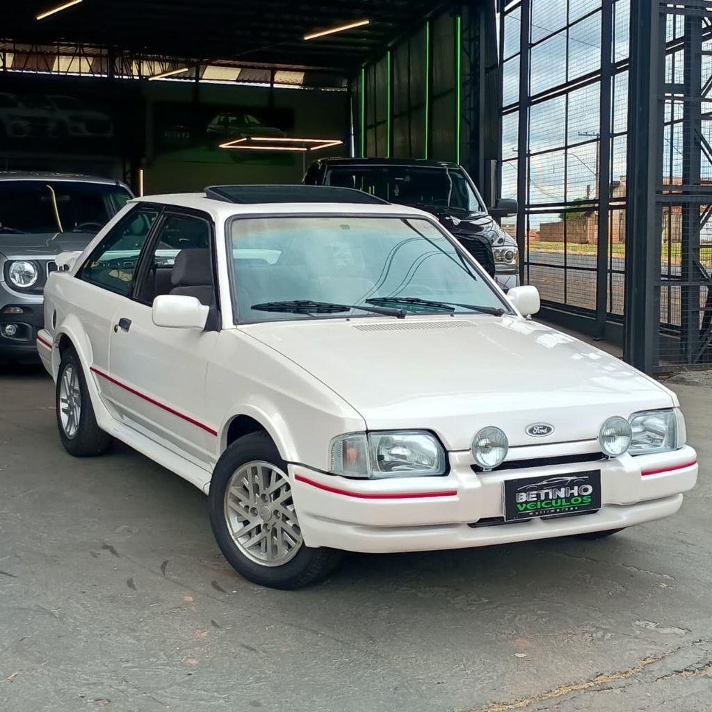 FORD Escort - Foto