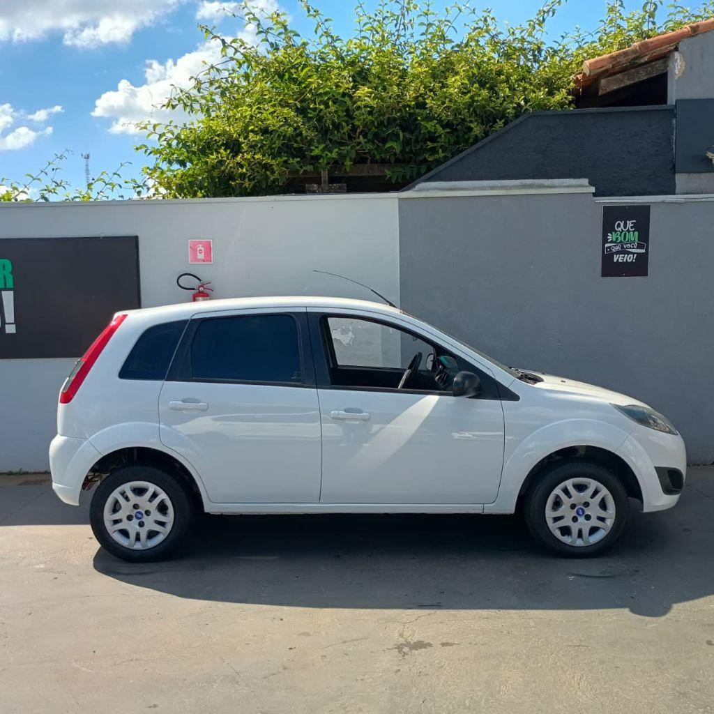 FORD Fiesta Hatch - Foto