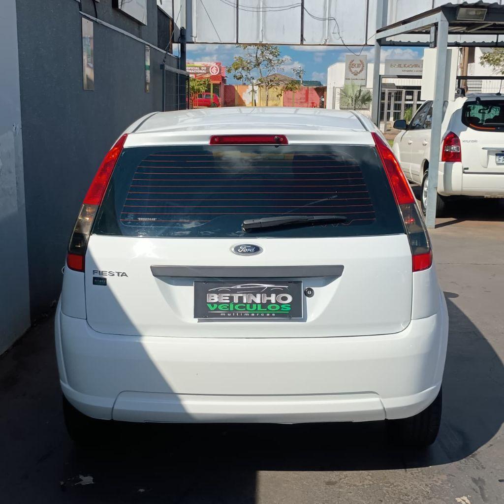 FORD Fiesta Hatch - Foto