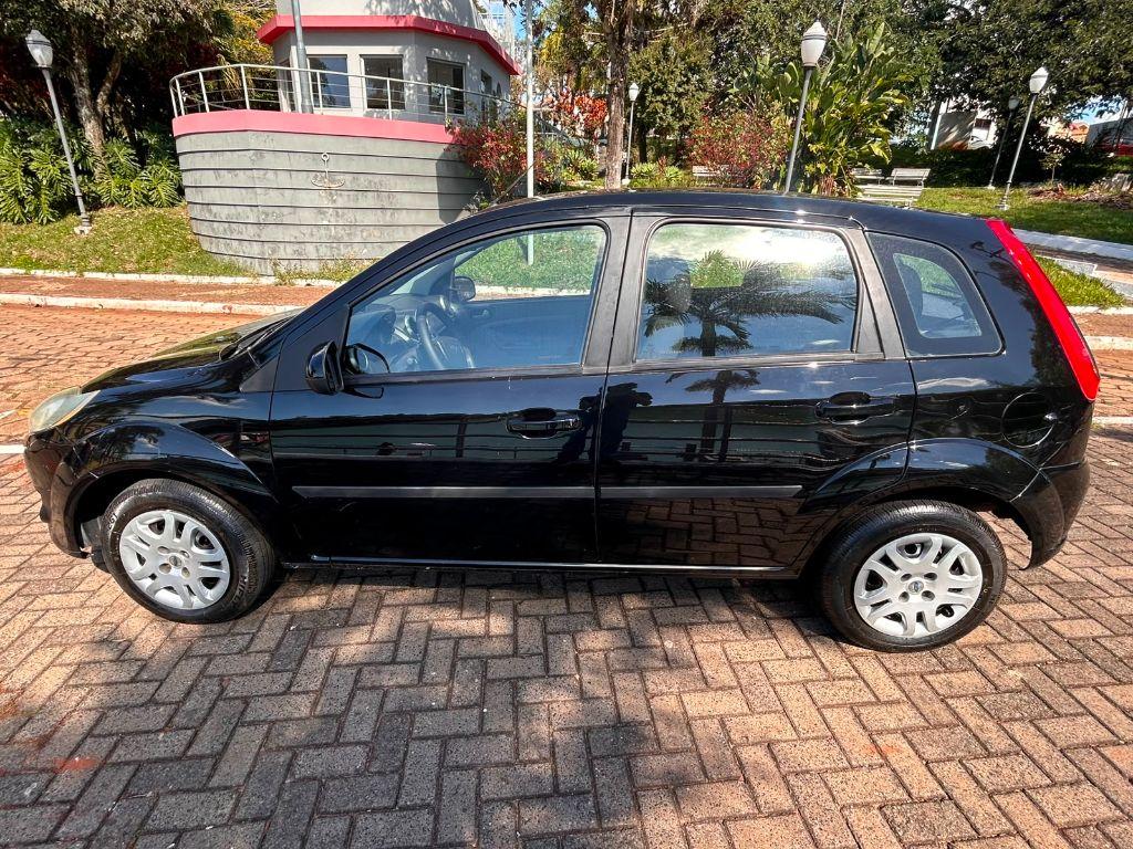 FORD Fiesta Hatch - Foto