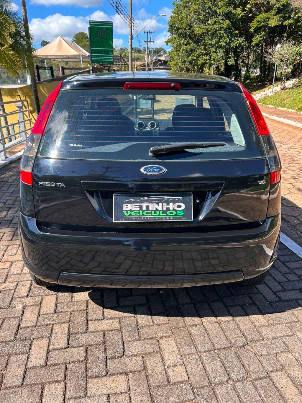 FORD Fiesta Hatch - Foto