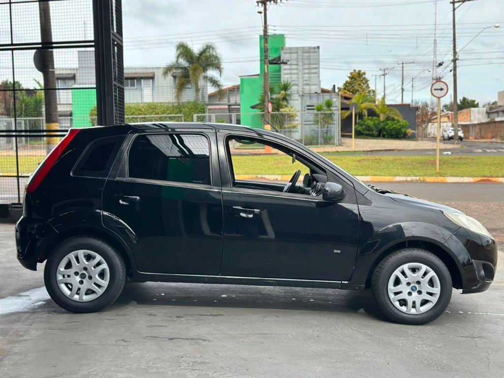 FORD Fiesta Hatch - Foto