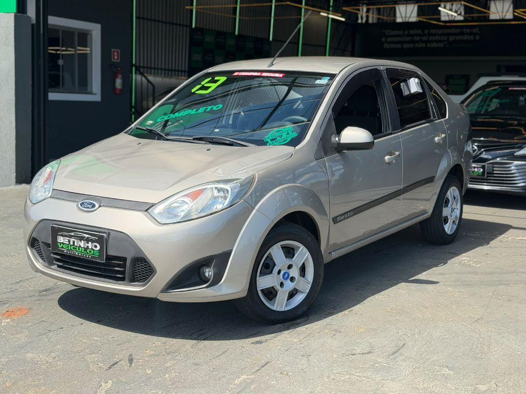 FORD Fiesta Sedan - Foto