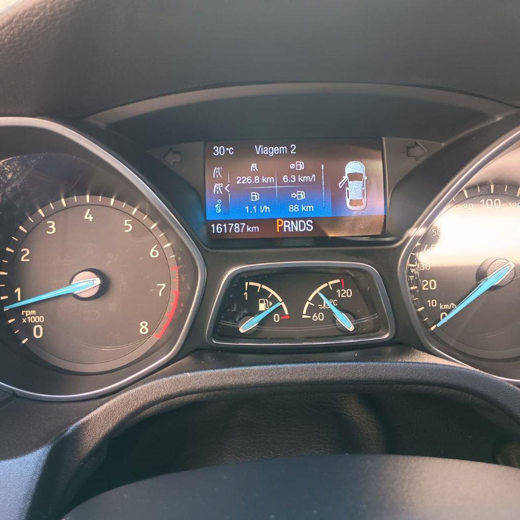 FORD Focus Hatch - Foto