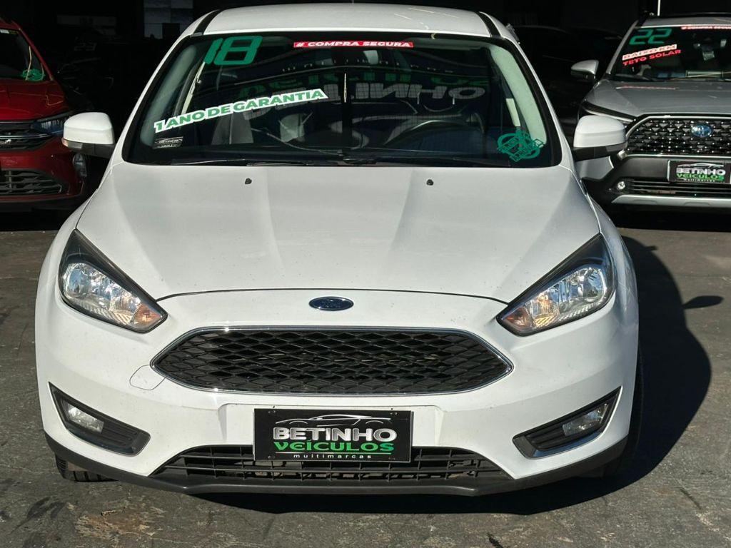 FORD Focus Sedan - Foto
