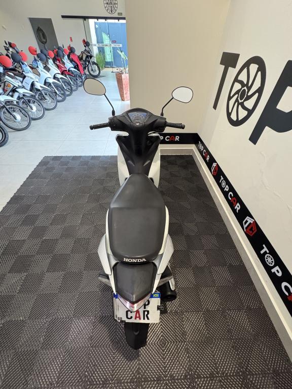 HONDA Biz 110 I - Foto