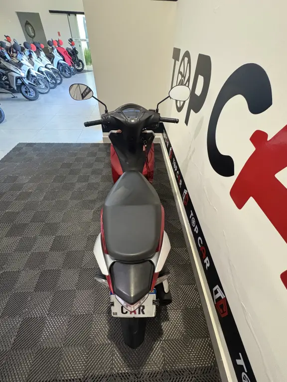 HONDA Biz 125 - Foto