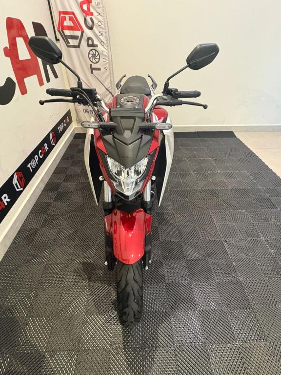 HONDA CB 300 F Twister - Foto