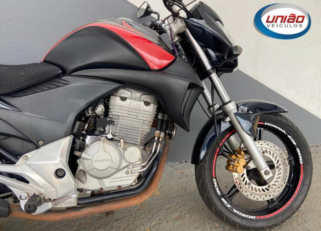 HONDA CB 300 R - Foto