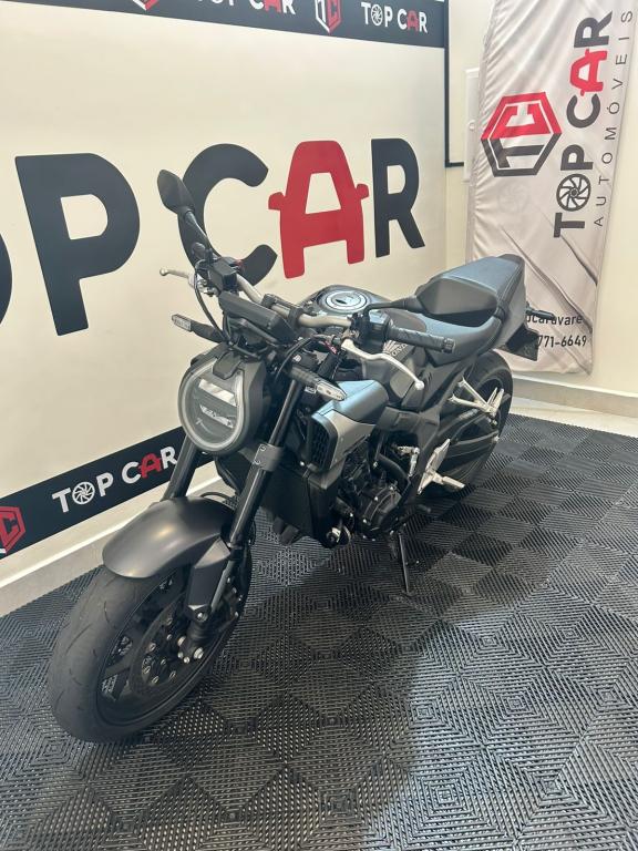 HONDA CB 650 R - Foto