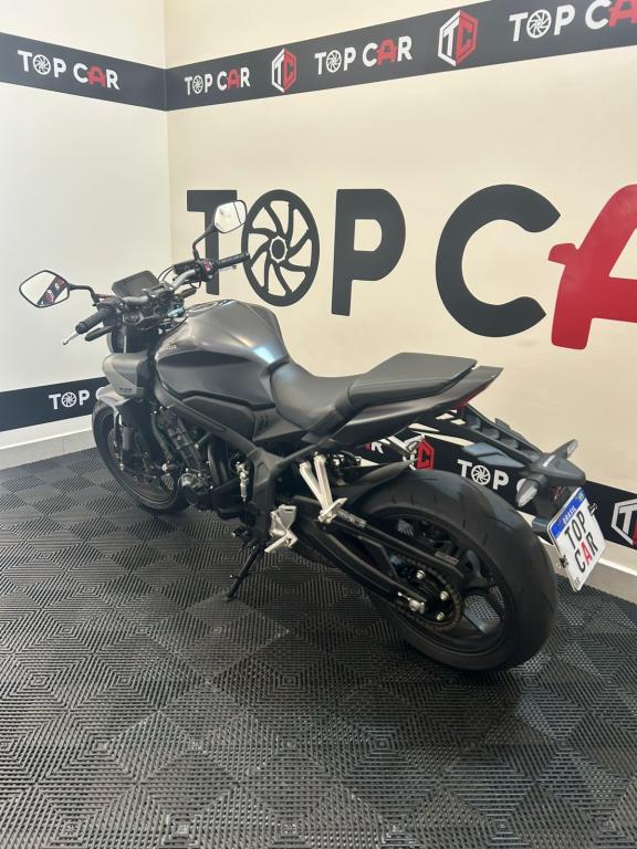HONDA CB 650 R - Foto