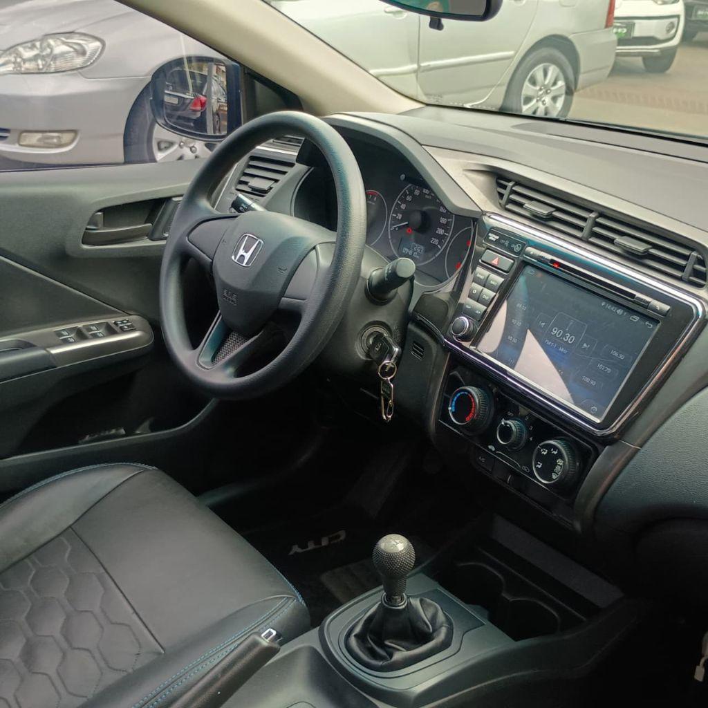 HONDA City Sedan - Foto