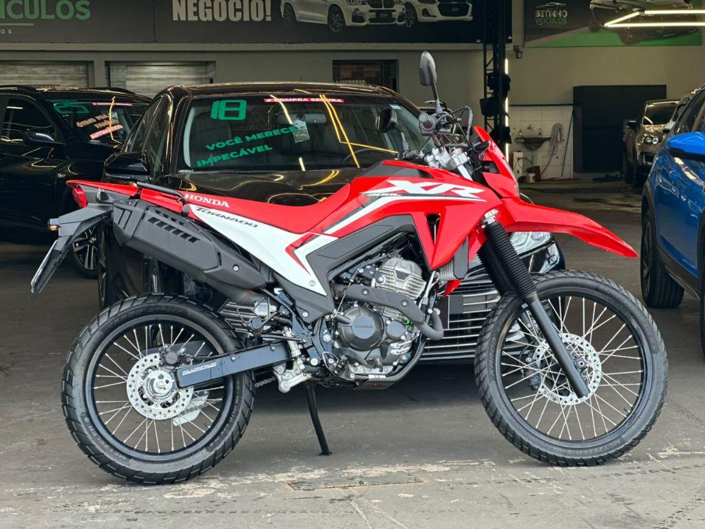 HONDA XR 300 L Tornado - Foto