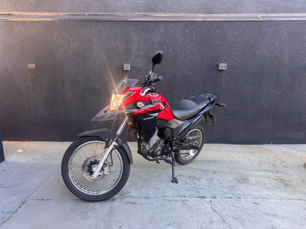HONDA XRE 190 - Foto