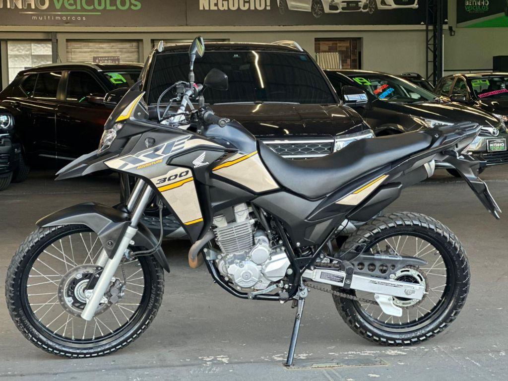 HONDA XRE 300 - Foto