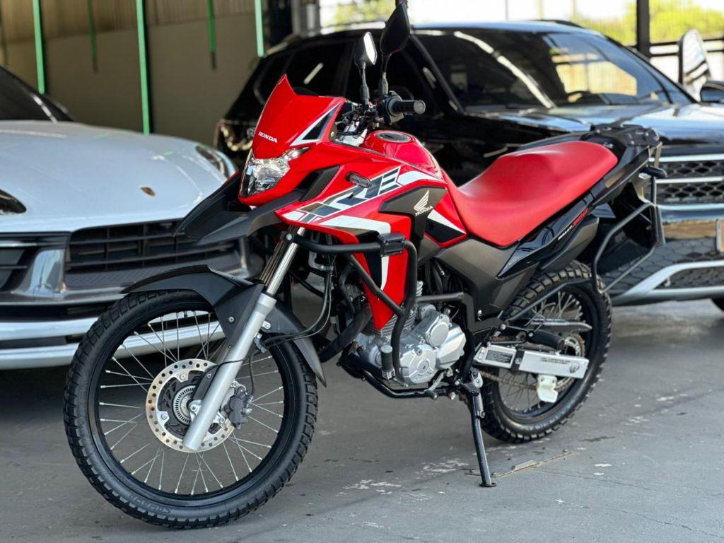 HONDA XRE 300 - Foto