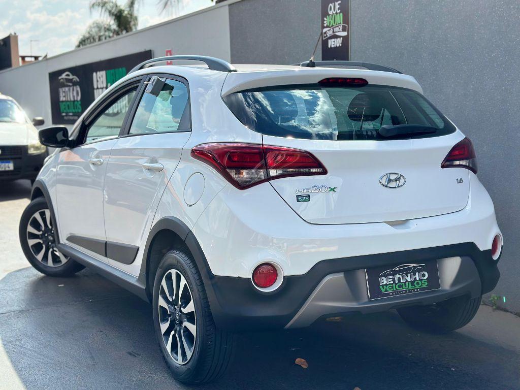 HYUNDAI HB 20 Hatch X - Foto
