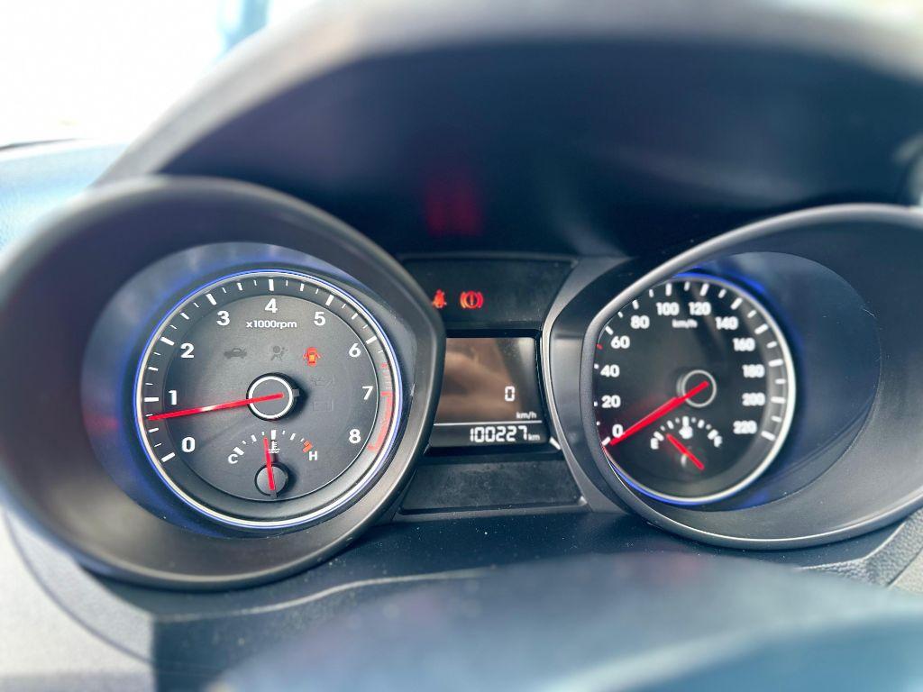 HYUNDAI HB 20 Hatch X - Foto