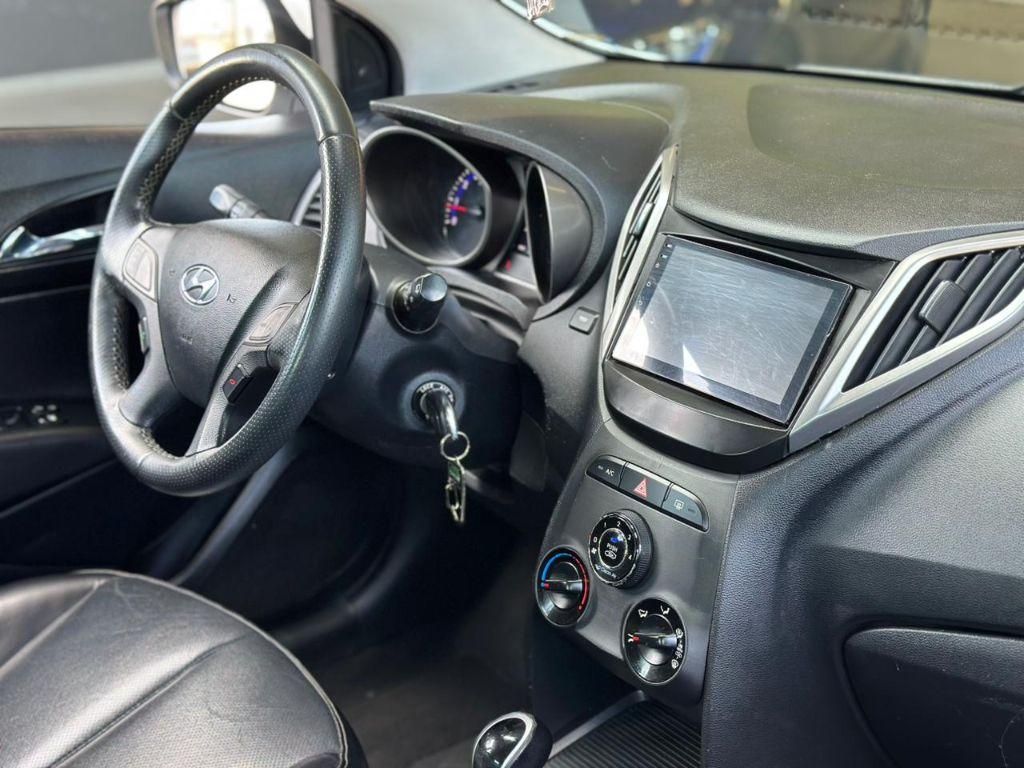 HYUNDAI HB 20 Hatch X - Foto