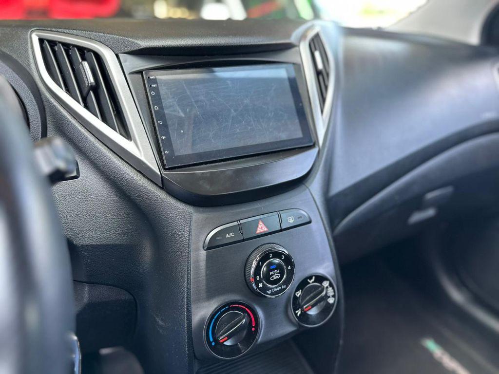 HYUNDAI HB 20 Hatch X - Foto