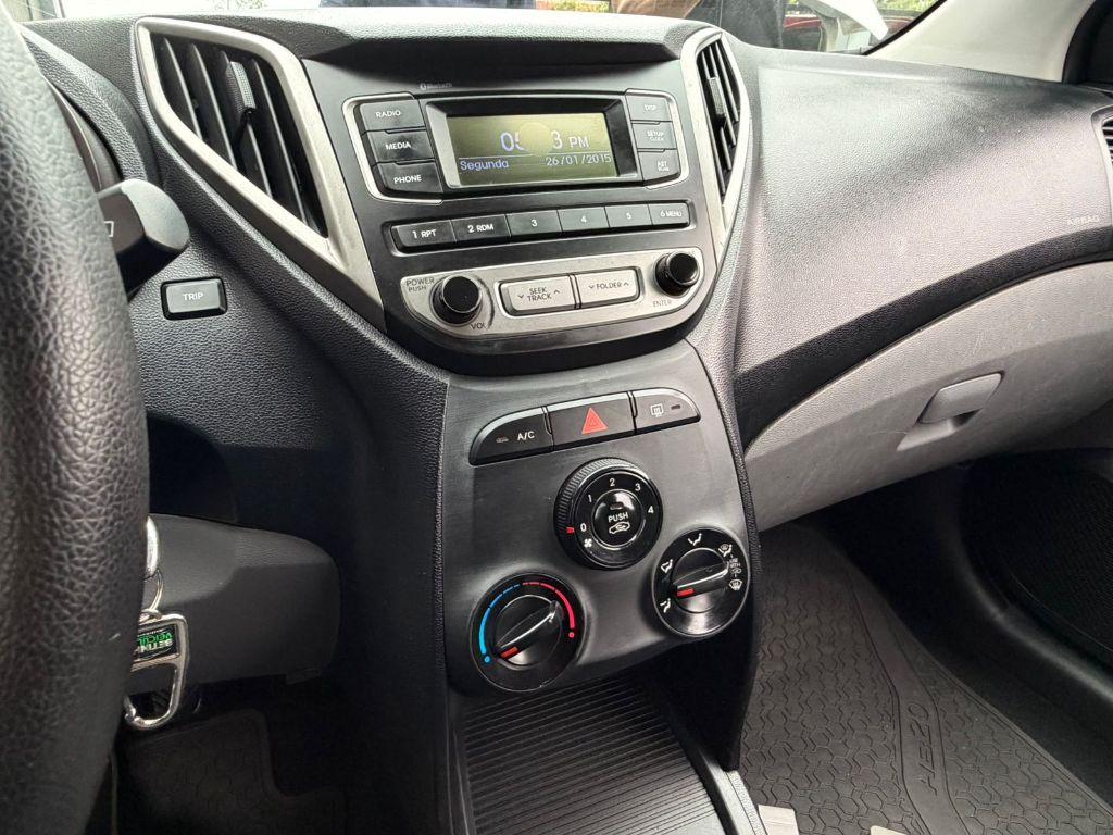 HYUNDAI HB 20 Sedan - Foto