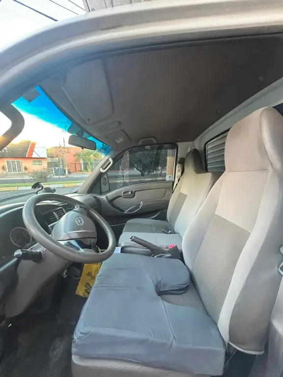 HYUNDAI HR - Foto