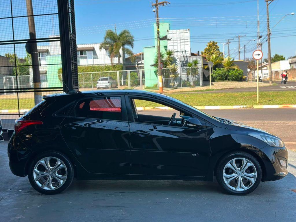 HYUNDAI I30 - Foto