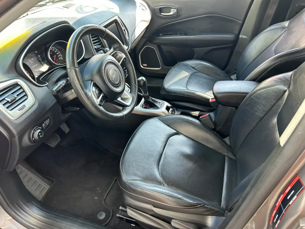 JEEP Compass - Foto