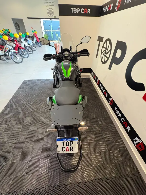 KAWASAKI Versys 650 - Foto