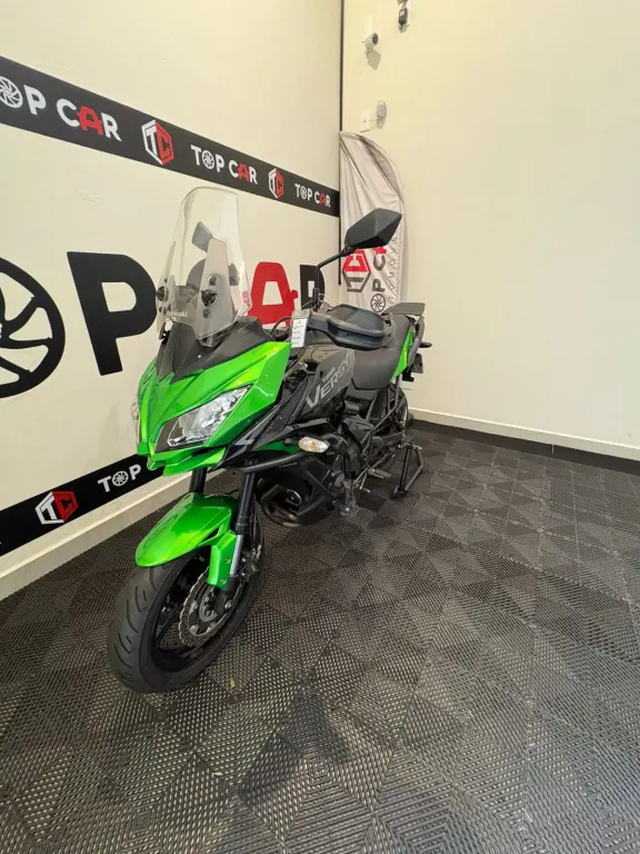 KAWASAKI Versys 650 - Foto