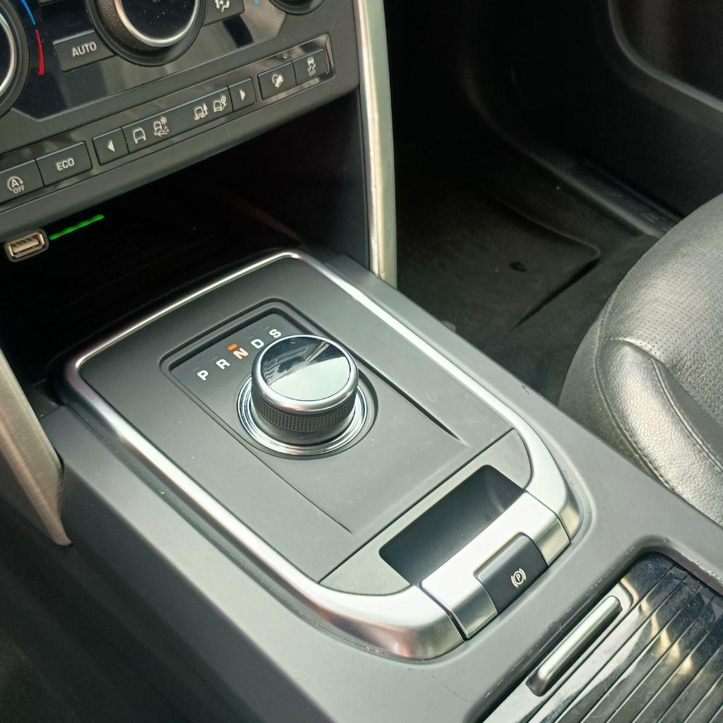 LAND ROVER Discovery Sport - Foto