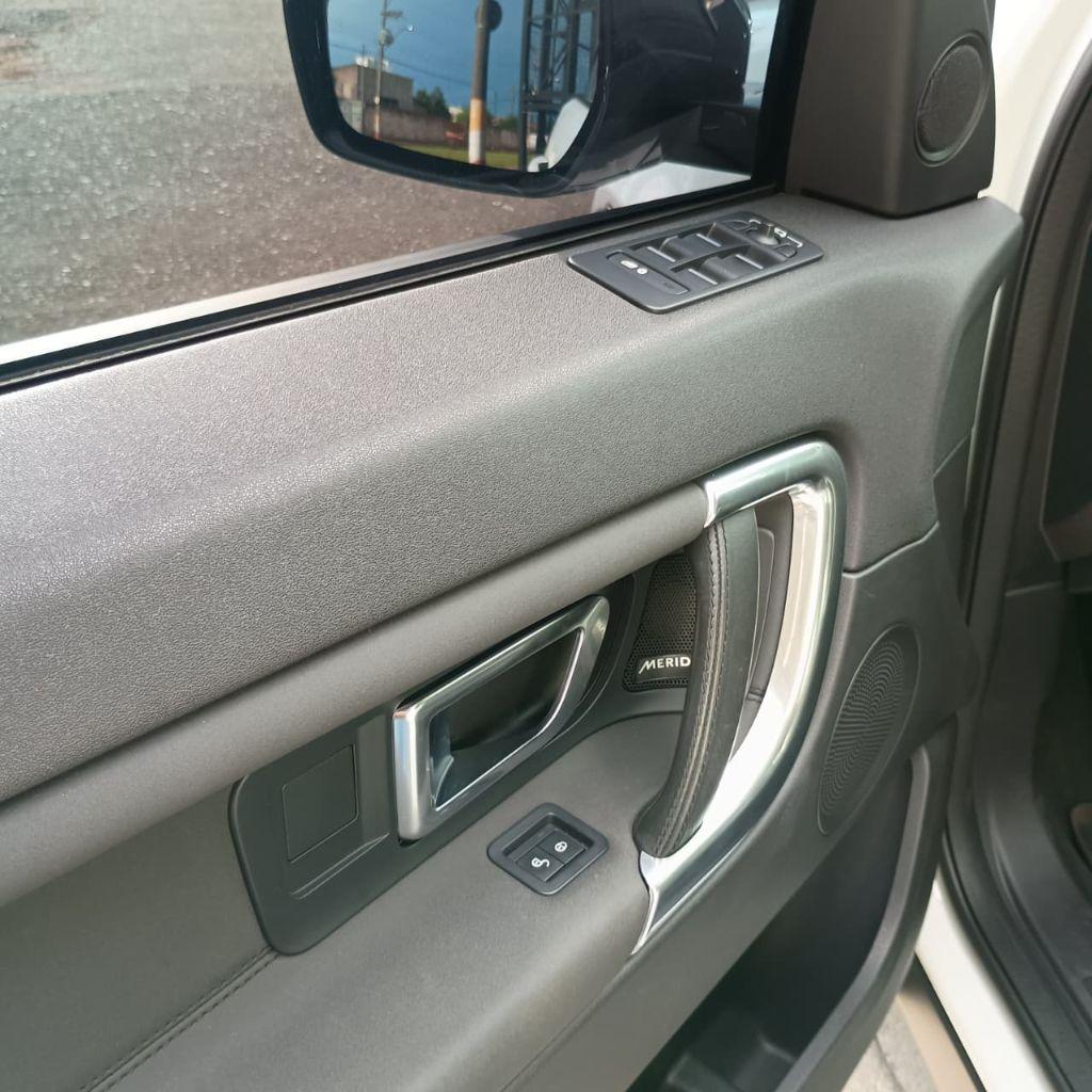 LAND ROVER Discovery Sport - Foto