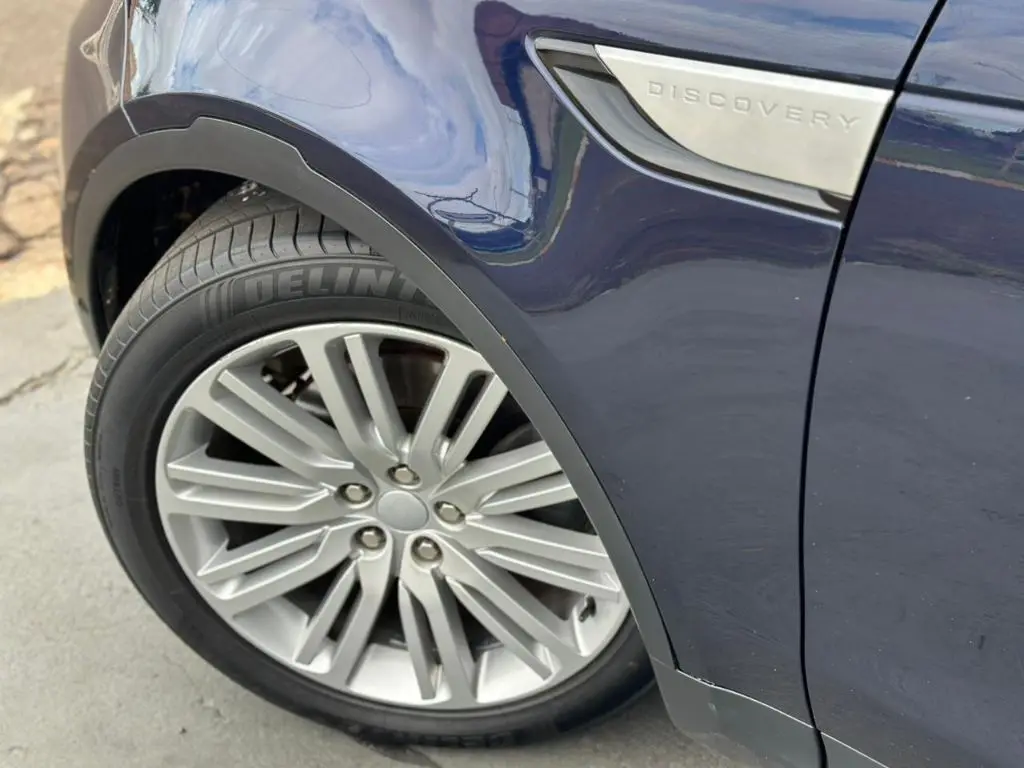 LAND ROVER Discovery - Foto