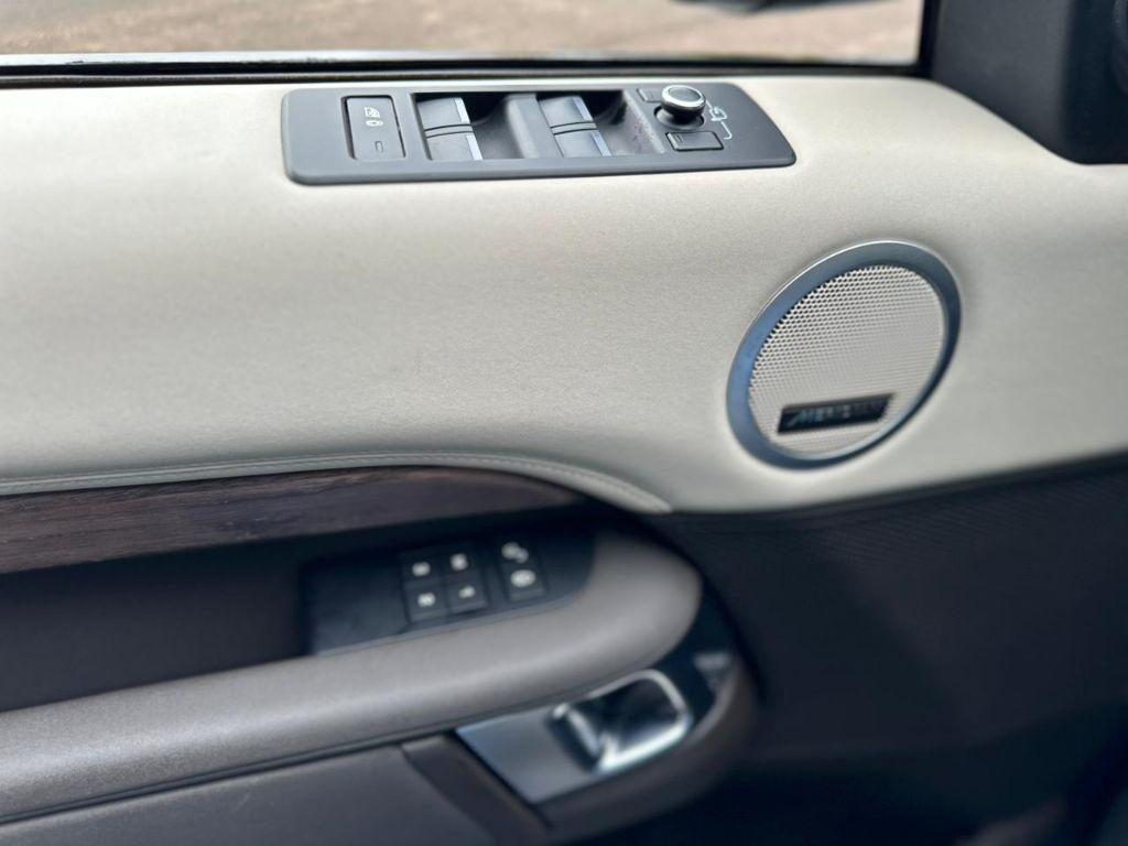 LAND ROVER Discovery - Foto