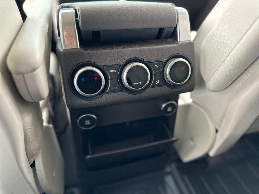 LAND ROVER Discovery - Foto