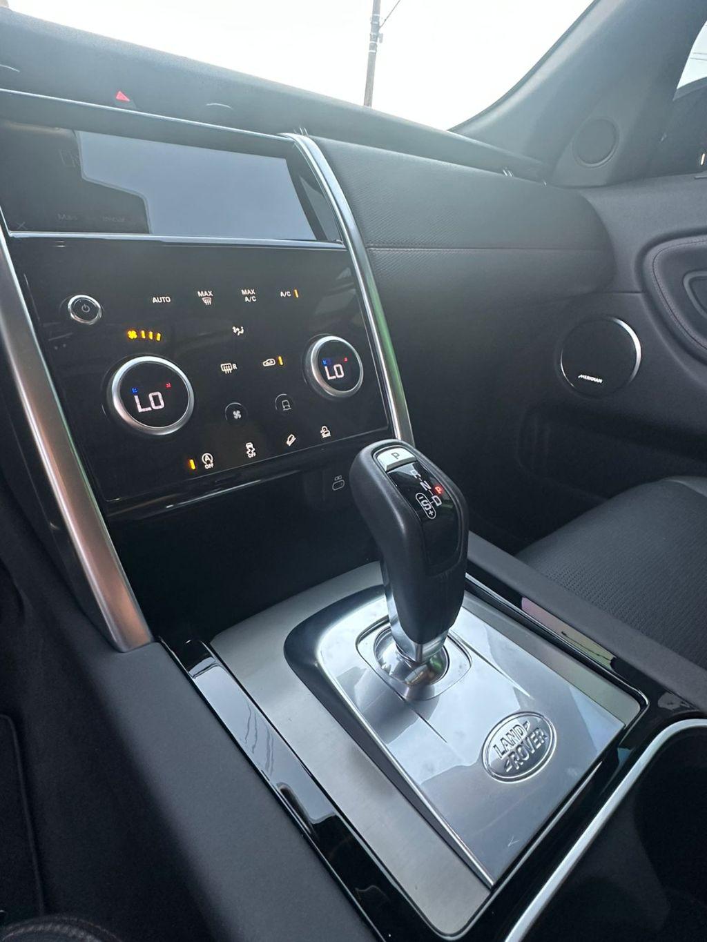 LAND ROVER Discovery Sport - Foto