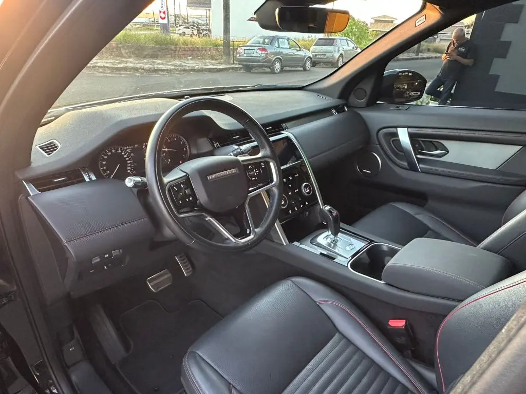 LAND ROVER Discovery Sport - Foto