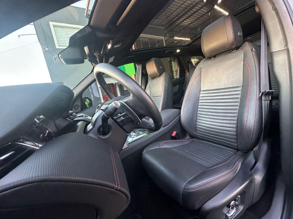 LAND ROVER Discovery Sport - Foto