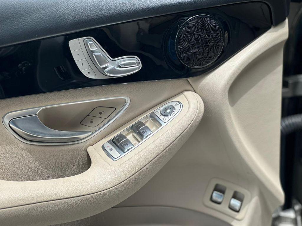 MERCEDES-BENZ GLC 220D - Foto