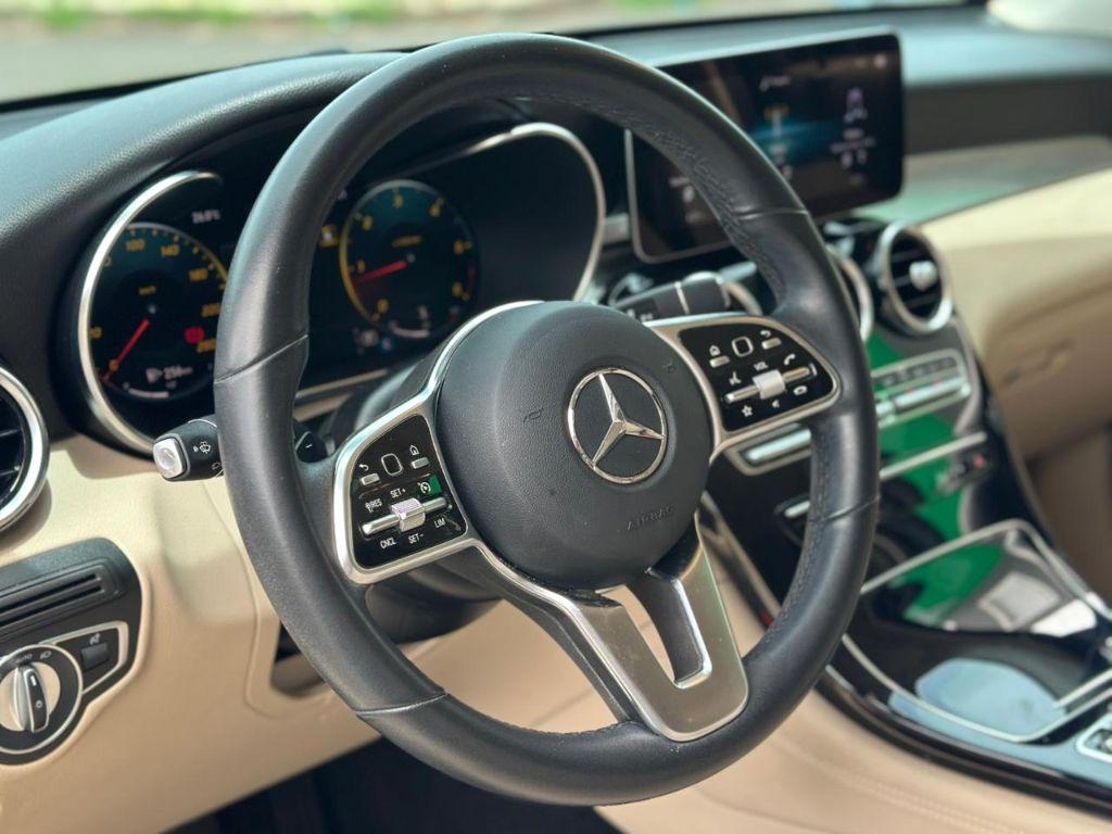 MERCEDES-BENZ GLC 220D - Foto