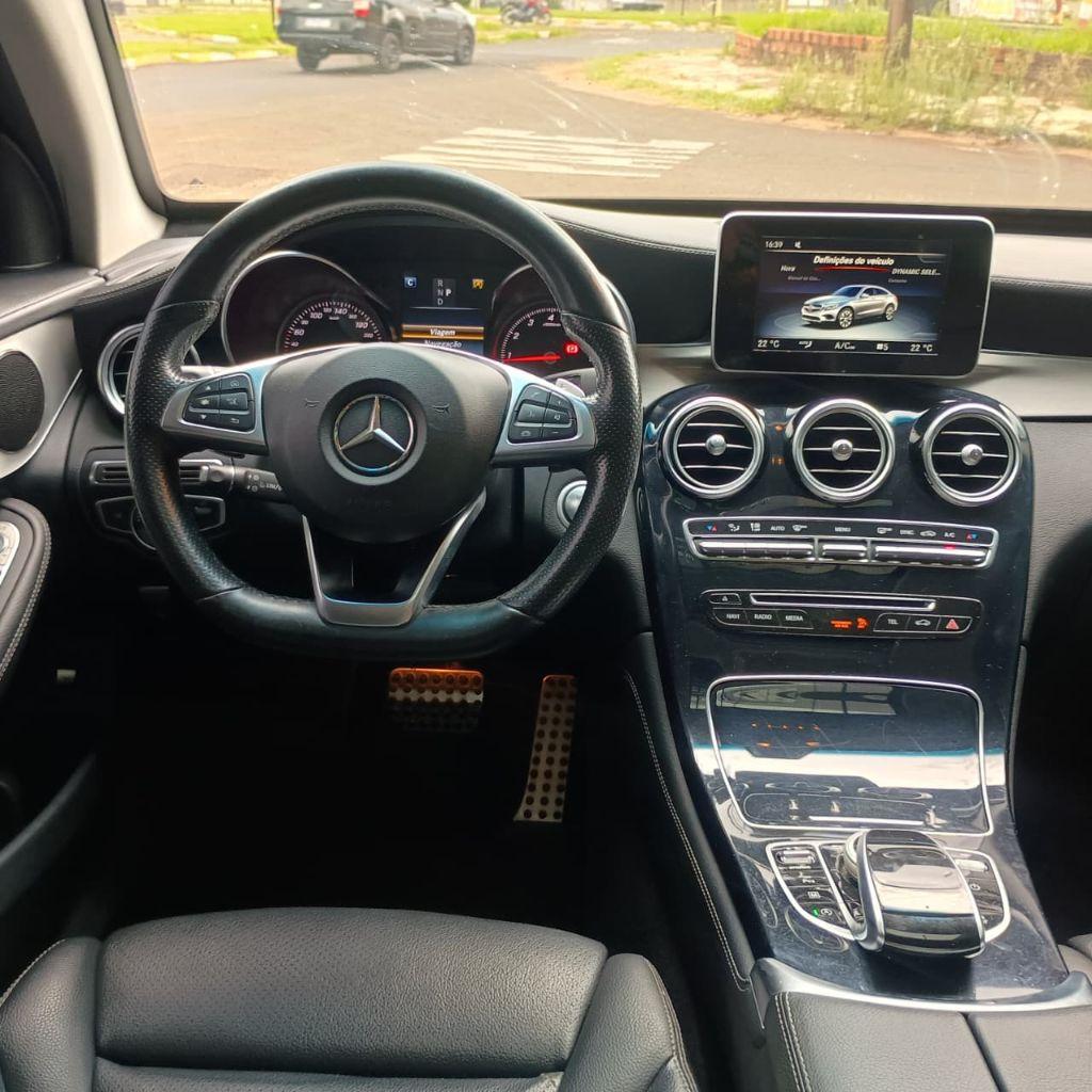 MERCEDES-BENZ GLC 250 - Foto